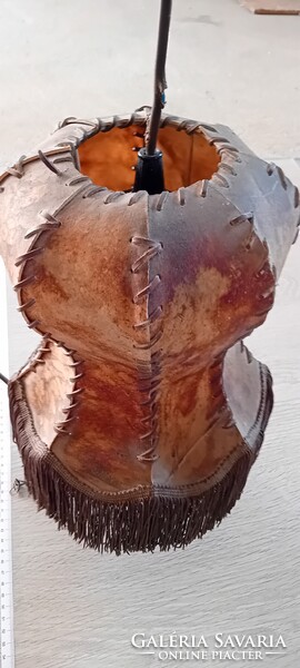 Bőr csillár, lámpabúra