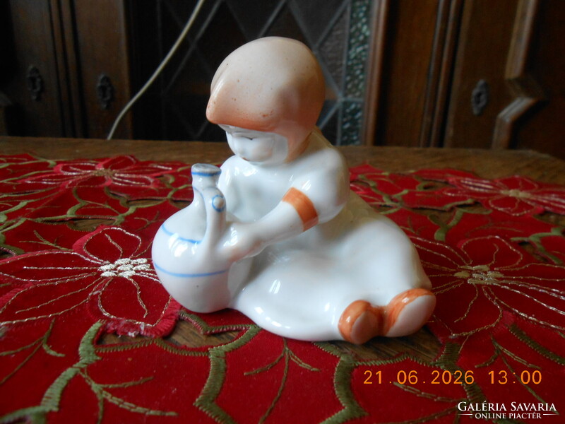 Zsolnay Annuska, ritka festésű