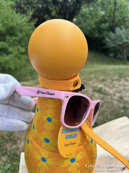 CHAMPAGNE CLUB - Veuve Clicquot × Yinka Ilori Yellow Sun Totem Pezsgővel és Rosé Party Napszemüveg