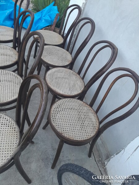 Tonett thonet tonet jellegű régi hajlított székek
