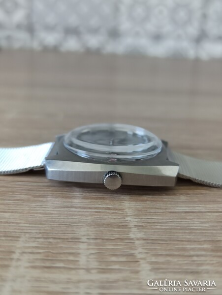 Sandoz automata karóra