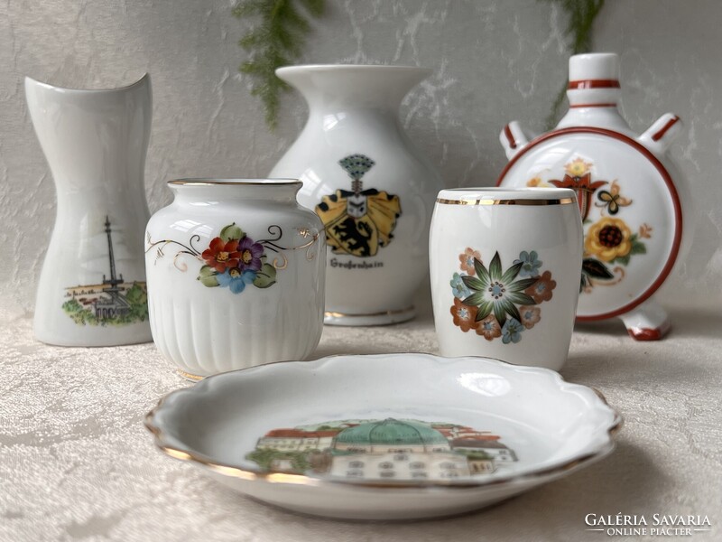 Antik magyar német miniporcelán dísztárgyak városképes vázák gyűrűtálka Zsolnay kulacs Miskolc,Pécs