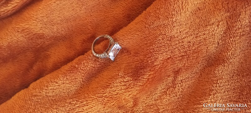 Eladó 925 sterling ezüst gyűrű nagy swarovski kővel