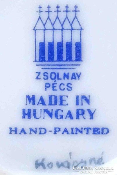 2A504 Nagyméretű Zsolnay Sinkó porcelán szobor - Rőzsén ülő asszony 26.6 cm