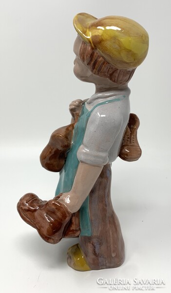 H. Ráhmer Mária (1911-1998) suszterinas mázas kerámia figura (24cm) RZ