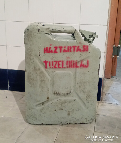 Régi ÁFOR fém marmonkanna 20 l-es üzemanyag kanna