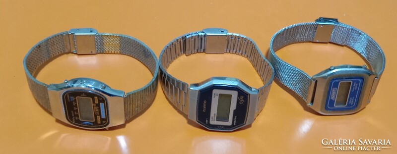GYüjteményeimből ELADÓAK 3 db Retro Quartz órák, a 60-70-es évekből  !Mind müködik !