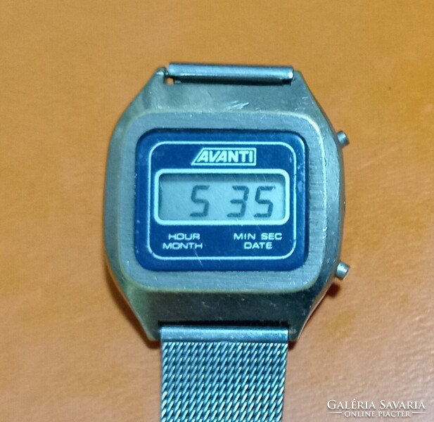 GYüjteményeimből ELADÓAK 3 db Retro Quartz órák, a 60-70-es évekből  !Mind müködik !