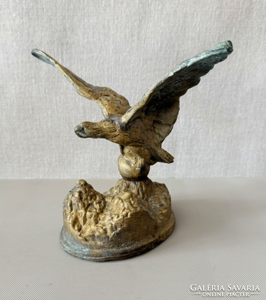 Antik nehéz bronz Turul / sas szobor (Horthy-kor, irredenta asztali dísz) – 1766 g
