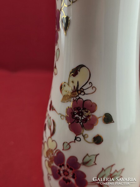 Zsolnay pillangó mintás 25.5 cm-es váza