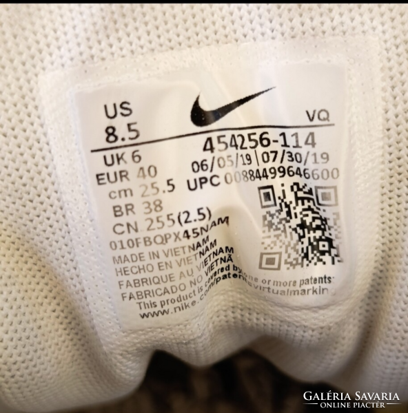 Vietnámba készült Nike Court Majestic bőr ( klasszikus, teniszcipő inspirálta utcai modell) 40 méret