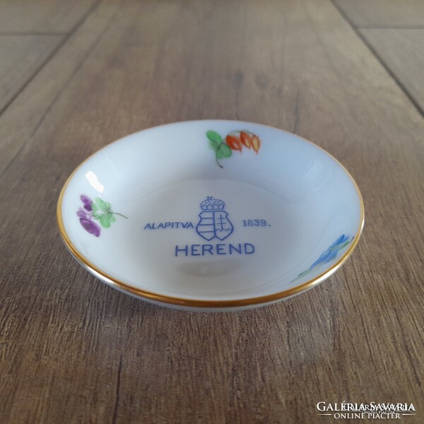 Antik Herendi címeres porcelán tálka