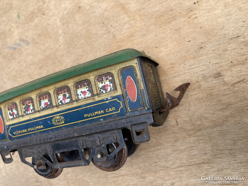 Hornby vagy Meccano modellvasút bádog személykocsi (zöld)