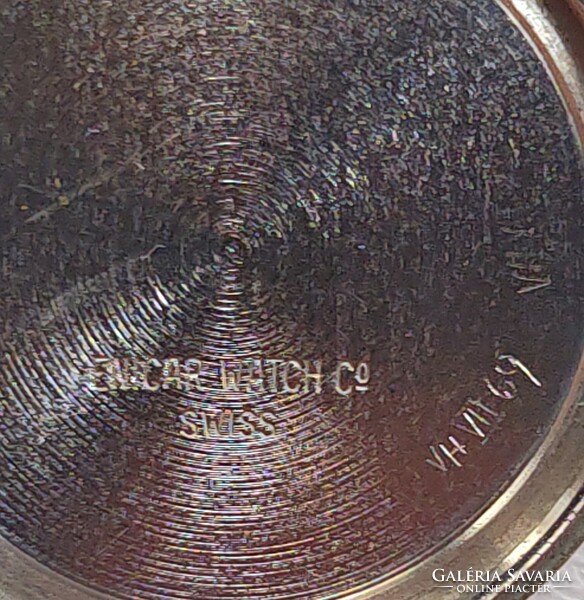 Enicar Ultrasonic 17 Jewels Incabloc dátumos vintage svájci karóra