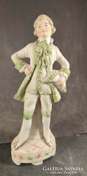 Barokk porcelán fiú 484