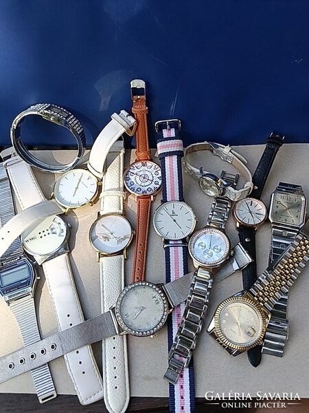 Nagy retro és divatóra tétel egyben (13 db) – Művészi és quartz órák vegyes csomag