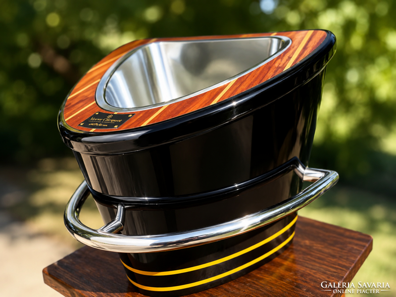 CHAMPAGNE CLUB - Veuve Clicquot La Grande Dame by Riva Pezsgőhűtő – Riva Aquarama Design