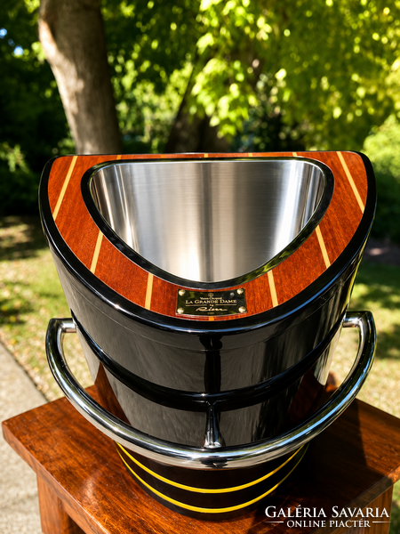CHAMPAGNE CLUB - Veuve Clicquot La Grande Dame by Riva Pezsgőhűtő – Riva Aquarama Design