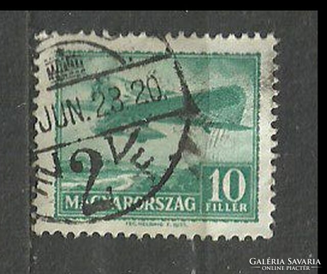 Repülő 10 f