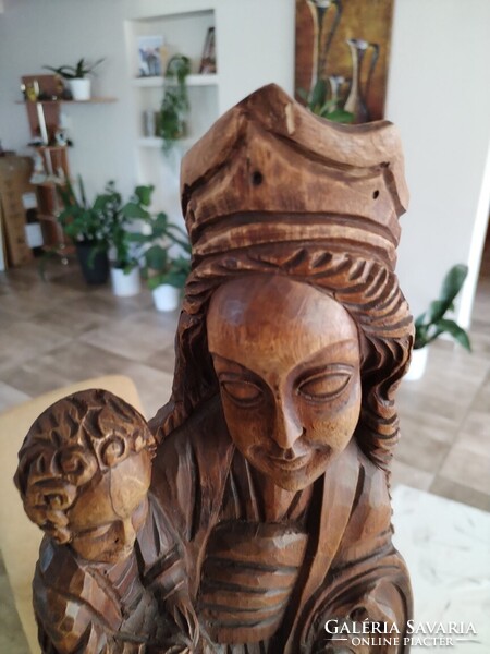 Mária a Kisjézussal kézzel faragott fa szobor, falidísz nagy méret (75 cm)