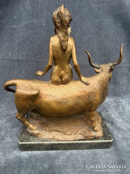 Babusa János”Európa elrablása” bronz szobor