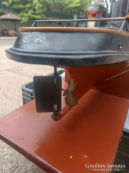 Hatalmas Gőzhajó makett, müködő gőzgéppel, mechanikával. 137 cm.