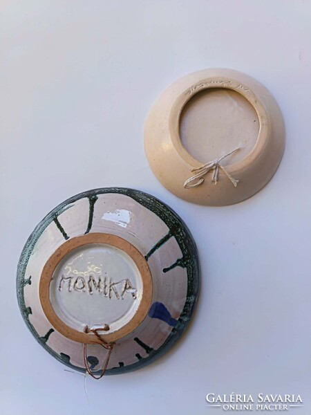 Prémium Kék Kerámia Szett: Mosonyi Mária (15 cm) & Laborcz Mónika (19 cm) falitálak