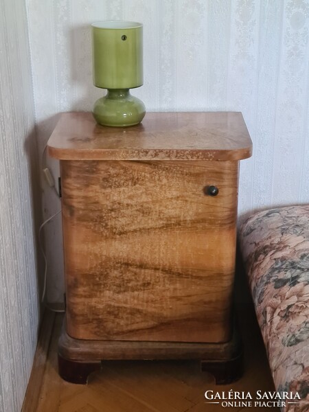 2 db antik diógyökér furnéros art deco  éjjeli szekrény