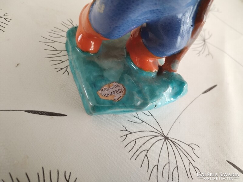 Szécsi Jolán kerámia figura cca16 cm
