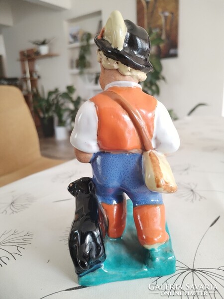 Szécsi Jolán kerámia figura cca16 cm