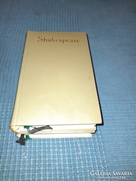 Bőrkötéses Shakespeare két kötetben bibliofil kiadvány