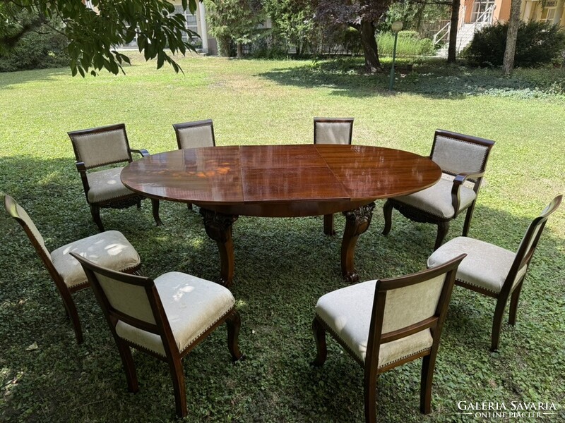 Prémium restaurált, bővíthető dió étkezőgarnitúra 8 székkel