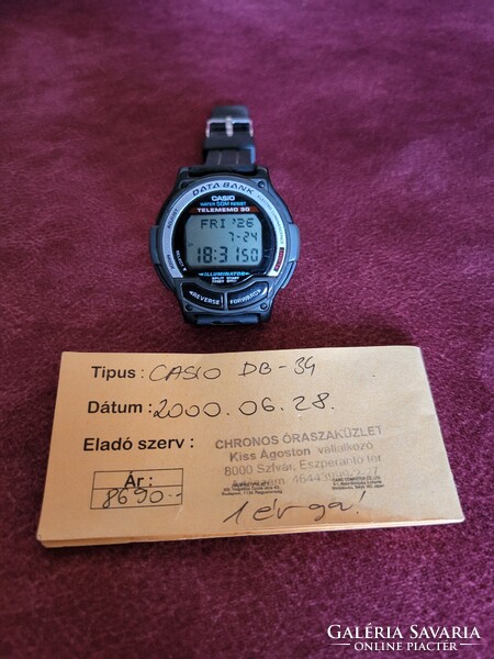 Retro Casio Databank óra