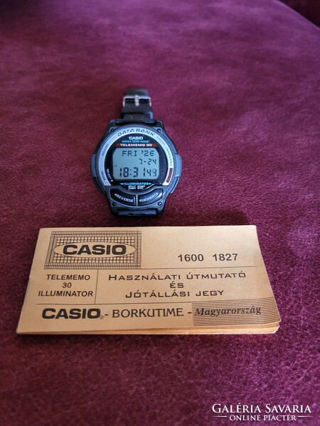 Retro Casio Databank óra