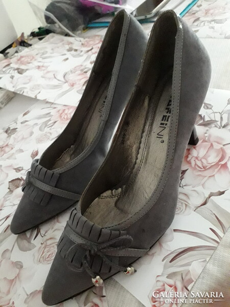 Kafeini Gray Suede High Heels, Beautiful Shoes, Size 39, New