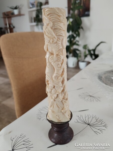 Vintage csontból faragott keleti szobor 17 cm