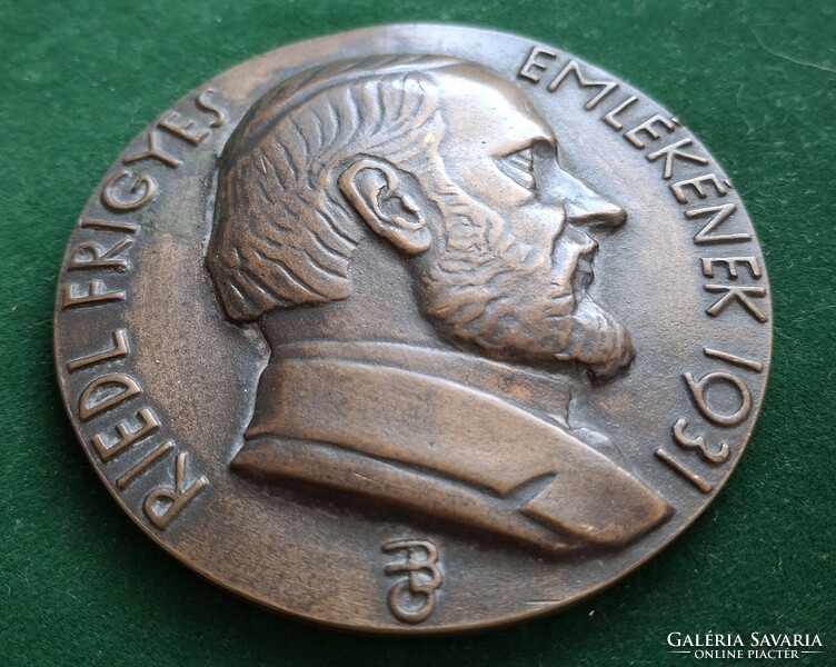 Beck Ö. Fülöp: Riedl Frigyes emlékének 1931, bronzérem