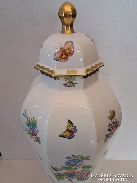 RITKA!! NAGY MÉRETŰ!! 65 cm, Herendi Viktória VBO, fedeles nyolcszögletű porcelán váza, jelzett