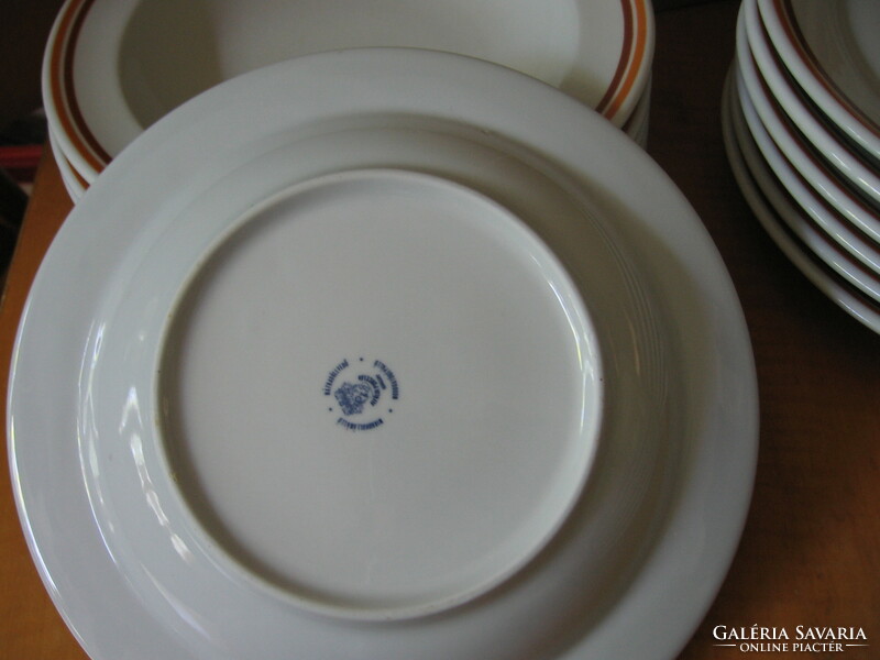 Retro Alföldi porcelán leveses tányér barna-sárga csíkos