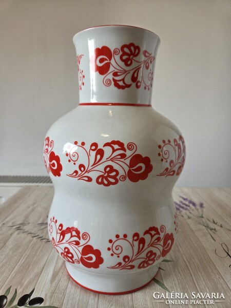 Zsolnay piros kalocsai mintás nagymértű porcelán váza