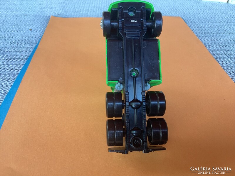 Verdák Hauler  kamionja 1:55 méretben