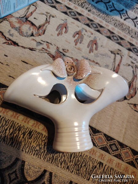 M L monogramu porcelán kosárka