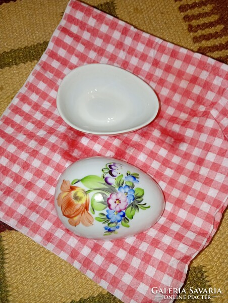 Herendi porcelán tojás alakú bonbonier (fedeles dobozka / ékszertartó), kézzel festett vadvirágos/me