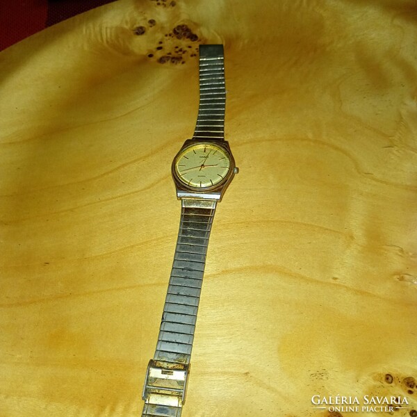 Casio MQ-339 nem tudom jár e