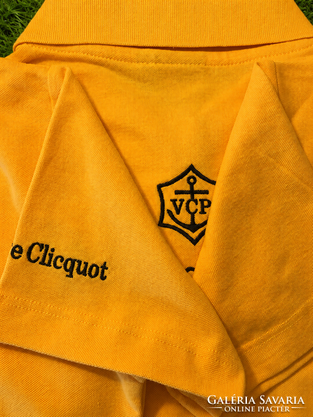 CHAMPAGNE CLUB - Veuve Clicquot Polo Classic T-Shirt – Clicquot sárga, hímzett, M méret, új