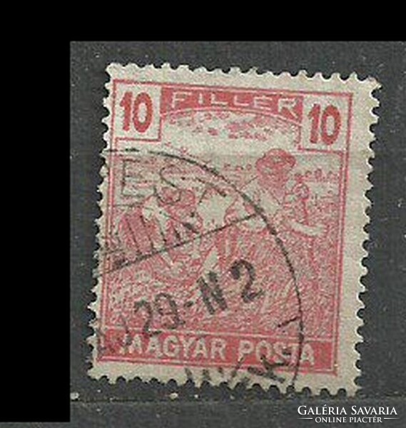 Arató 10 f