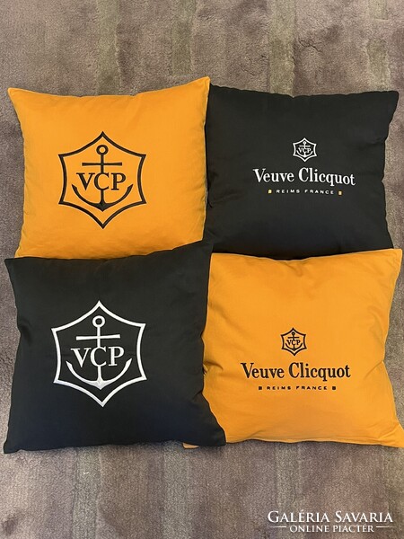 CHAMPAGNE CLUB - Veuve Clicquot Ponsardin hímzett díszpárnák – 4 darabos szett