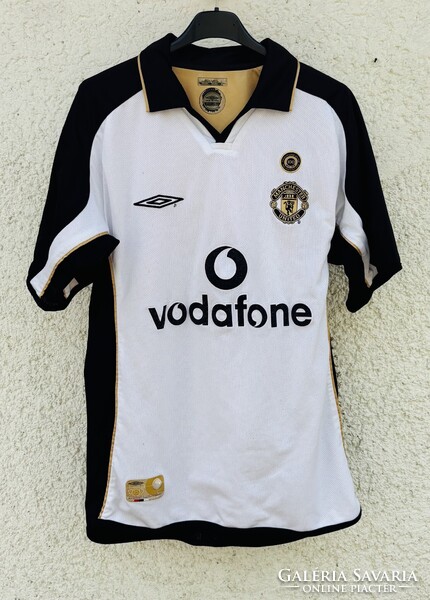 Manchester United Vintage Umbro 2002 Kifordíthatós Jubileumi Futball Mez S