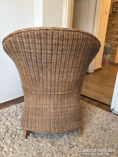 Szép rattan fotel eladó 28000 ft bp 17 kerben