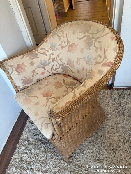 Szép rattan fotel eladó 28000 ft bp 17 kerben